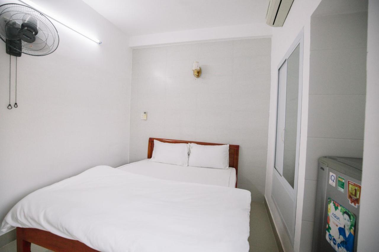 Lum Dong Tien Hotel Hue Buitenkant foto