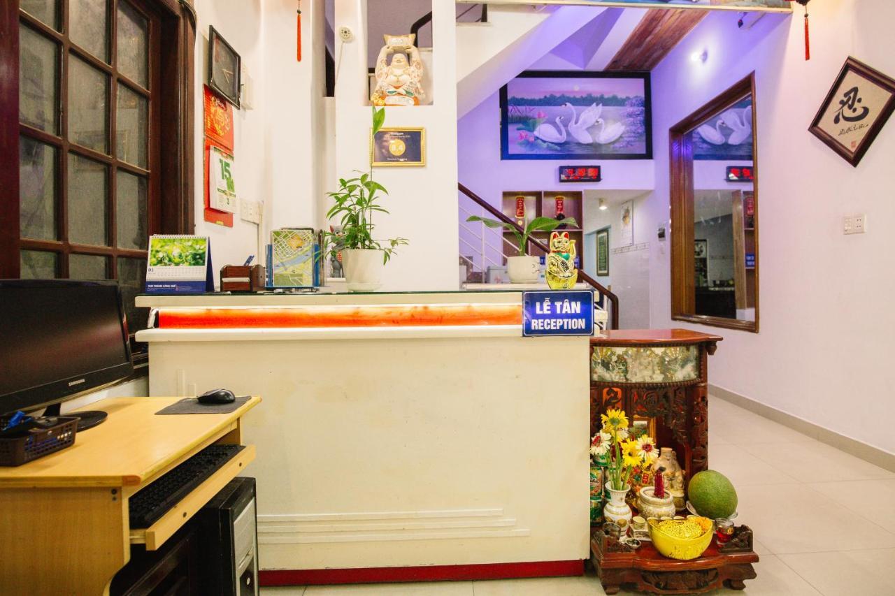 Lum Dong Tien Hotel Hue Buitenkant foto