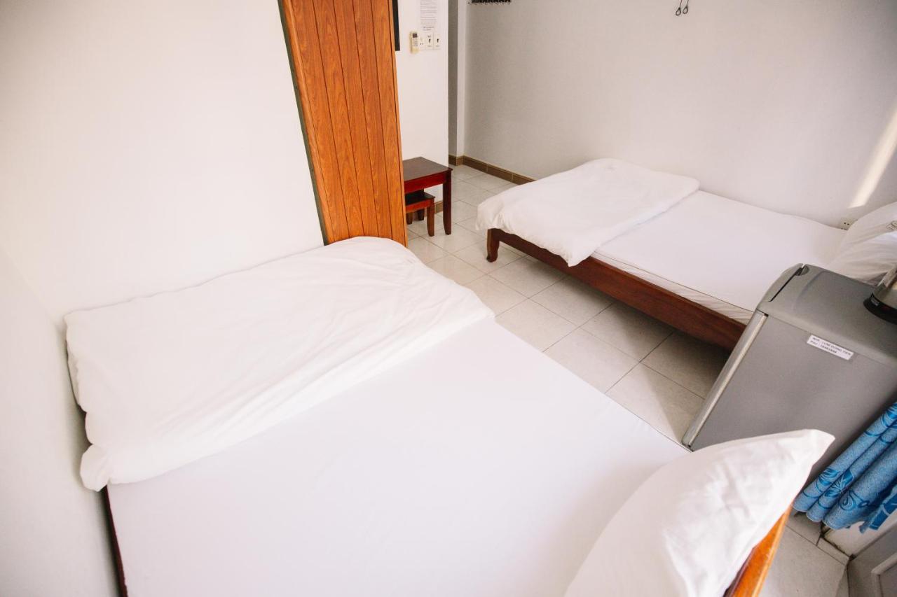 Lum Dong Tien Hotel Hue Buitenkant foto