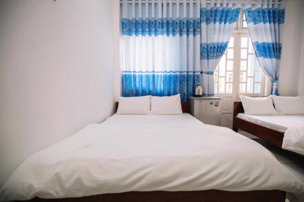 Lum Dong Tien Hotel Hue Buitenkant foto